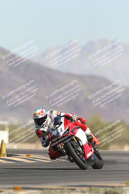 media/Oct-26-2025-Race Pace (Sun) [[c1447ca738]]/Verified/4-Turn 14 (1040am)/